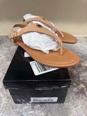Nude Women’s Thong Sandals with Gold Accent